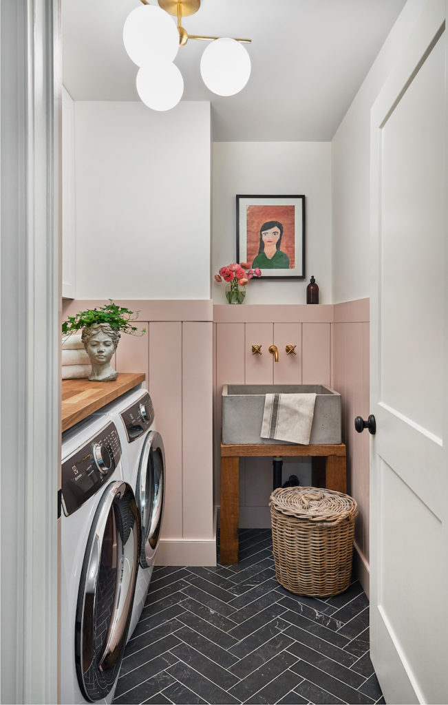 ONE ROOM CHALLENGE REVEAL – SPRING 2019: MODERN FARMHOUSE LAUNDRY ROOM RENOVATION